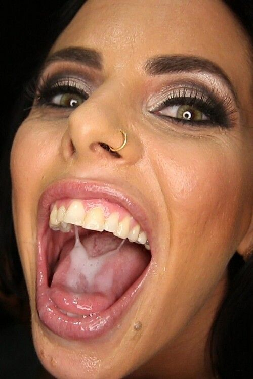 Brandy Aniston's Nude Picture