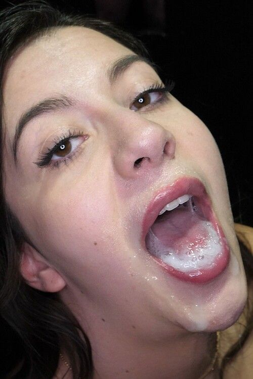 Natalie Brooks's Nude Picture