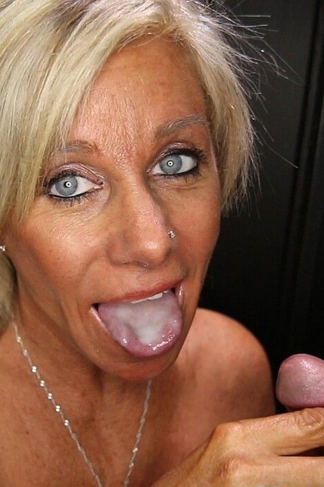 Payton Hall's Nude Picture